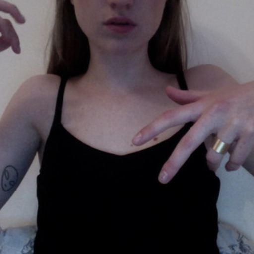 ugh-whteva:  how do i make myself pretty