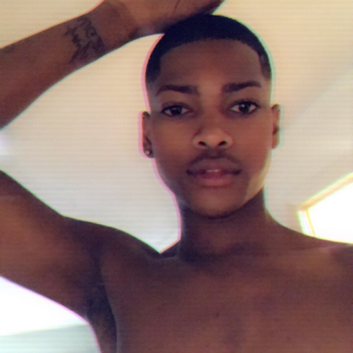 toniodee:  theboyinthepicturexxx:  Lil brownskin twink sloppy