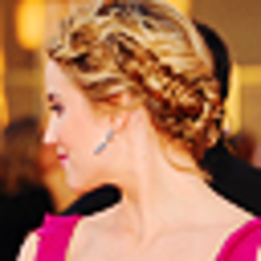 dianna-agrons:  jennifer lawrence deserves an awards for being