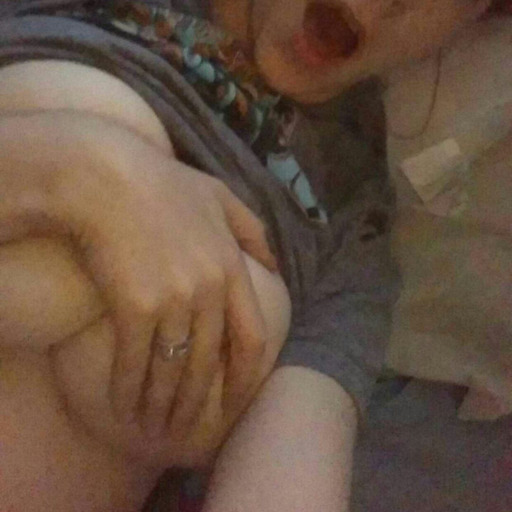 cumdumpsters69:  Cumdumpster wife getting fucked.