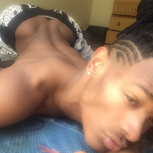 varisroom:  IG - @Varic2__ 💁🏽💁🏽😝🍑🍑