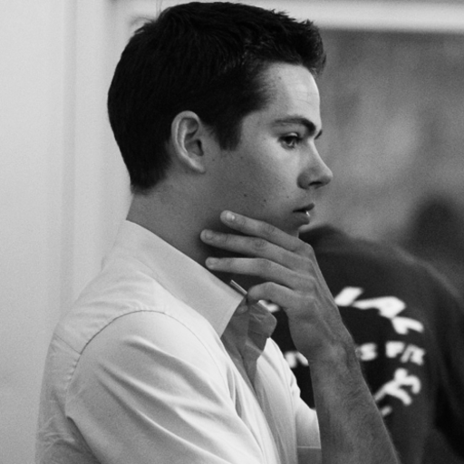 sleepydylan:  But imagine Dylan after comic con and he’s just