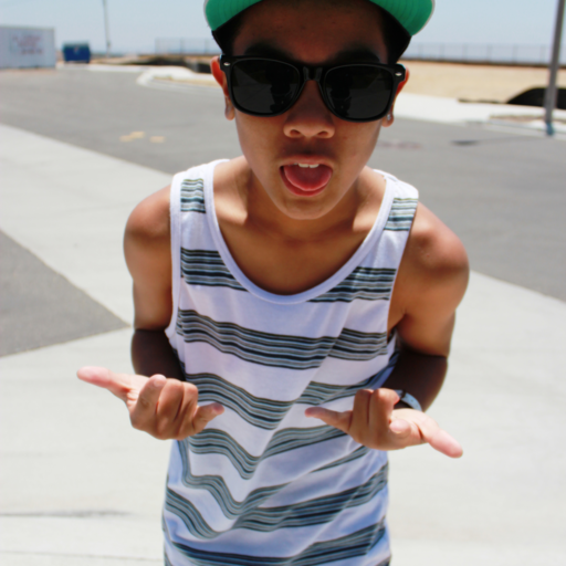 wowwoohoo:  reblog this ?:D 