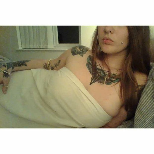 kirbyshay11: I’m just a clingy loser who needs constant attention