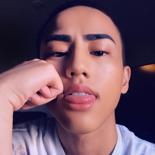 omgitsfuechi:  Feeling myself 