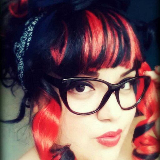 misssarahsuicide:  I love having fans from all over the world!