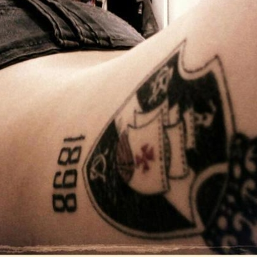 Um beijo pra você que torce pro Club de Regatas Vasco da Gama.