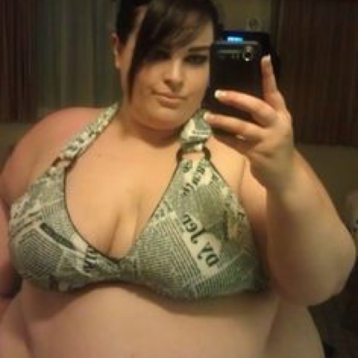 fasociety:  I think she’s called QueenChan. Has a nice belly