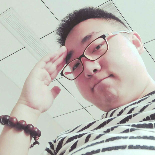 alex800416:  好喜歡看這大叔被操…