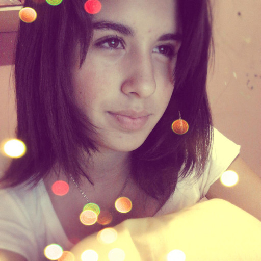 Si esa persona aparece en tus sueños es porque te extraña.