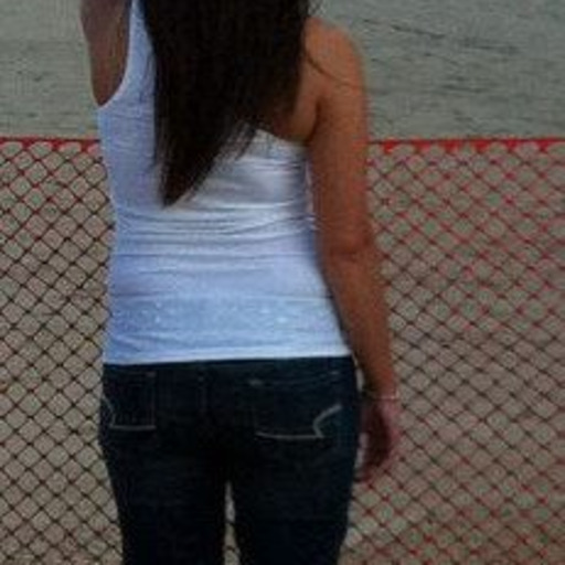 shywhtgrl:  wish i could dance like that lol