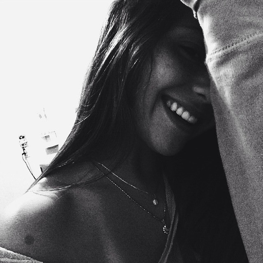 Impossível controlar o meu sorriso quando converso com você.