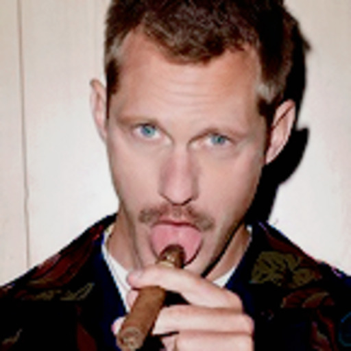 notjusttheblood:  missford1:  skarsgardnews:  True Blood Season