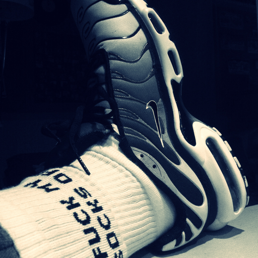 sk8ersocksfan:  nastygaysex:  http://nastygaysex.tumblr.com 
