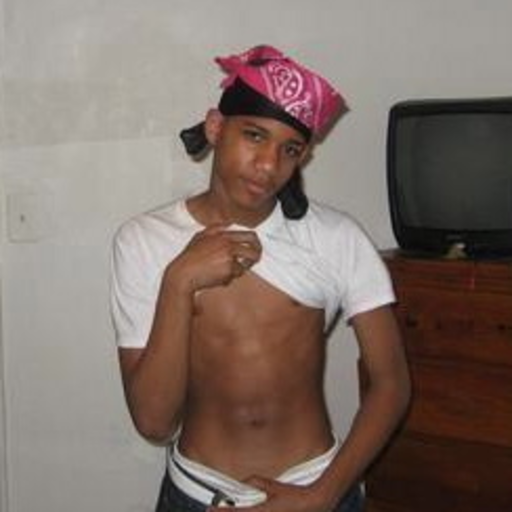 sexyblackboys4u:  sexy dudes flex 