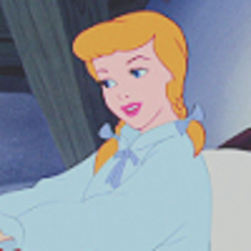 dateapansexualwho:  date a pansexual who loves the moon