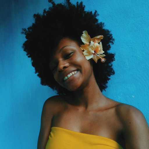 c-a-r-e-f-u-l:eu me amo, mas às vezes me deixo tão triste. 
