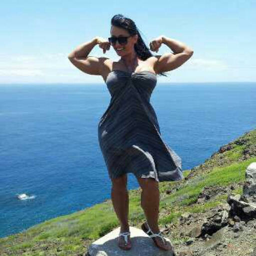 lift24-7everyday:  Taisa Mara 