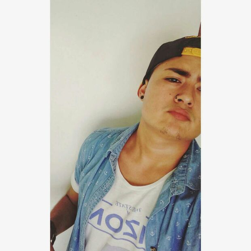 "La vida no se mide en minutos, se mide en momentos." -El curioso