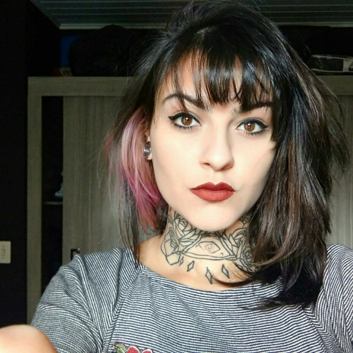 A Barbie é um exemplo de mulher moderna. Tem mais de 10 profissões