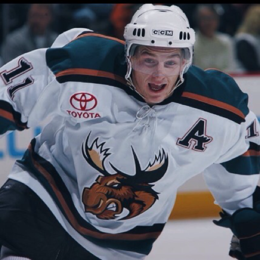 hometown-hockey:  Lol I’m actually laughing so hard at people