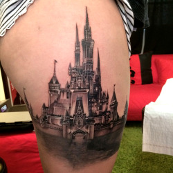 thievinggenius:  Tattoo done by Elvin Yong. @elvintattoo