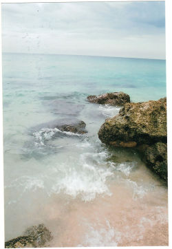 heeavyboots:  also the ocean on 35mm steals my heart (even more