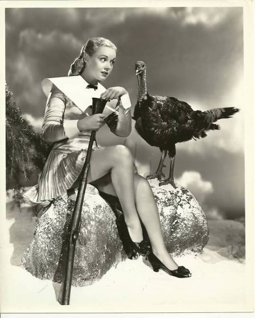 ilovedamsels1962: Angela Green is the Thanksgiving Pinup of the