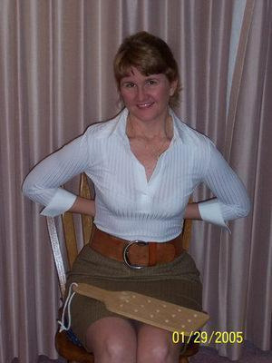 spankymurphy:  spankedbywomen:  Super cute; nice leather belt tooâ€¦  I like a good paddling from her 