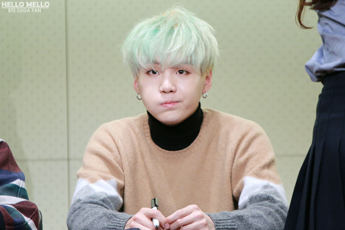 neonsugafree:    Â© HELLO MELLO | do not edit (1, 2) 