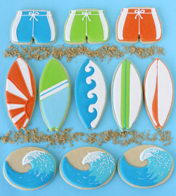 boozybakerr:  Surfboard and Wave Cookies