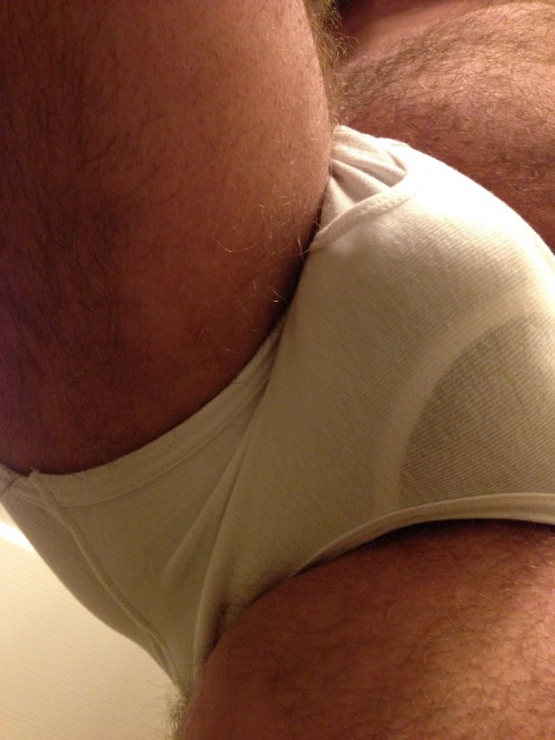 pup-sleeves-underwear-pics:  Pup in Stafford Low Rise  Very hot man