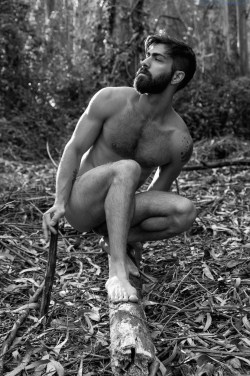 cozu325: otternaturist:  Hairy faces and slim bodies:http://otternaturist.tumblr.com