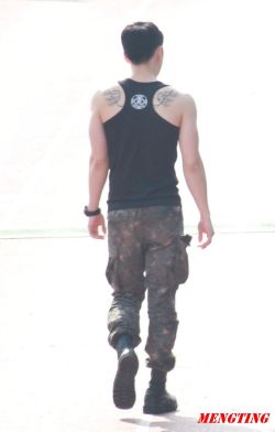 ilovekimjaejoong:  Past photo of Corporal Jaejoong at the Jinhae