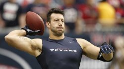 hairypitparadise:  Connor Barwin loves his tattoo but I choose