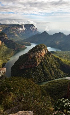 cubebreaker:  Blyde River Canyon | Source | Cube Breaker | Follow