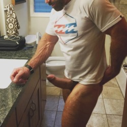 homopower:  To be bent over, leaning on the counter in front