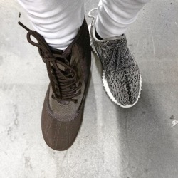 streetbefashion:  blvckmvnivc:  🍂 @adidasoriginals Yeezy Duck