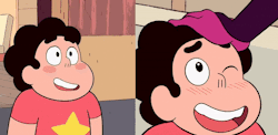 love-takes-work:  Garnet loves to pat (GIF-ified and expanded