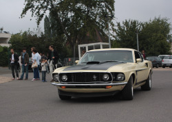 creepycrispycrackers:  Ford Mustang Boss 302