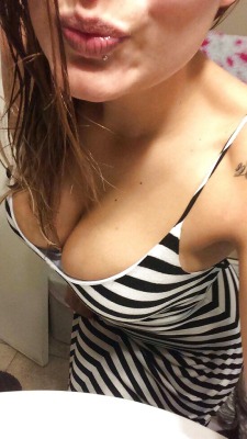 goodbigboobspics:  Big-boobs,Big-tits,Boobs,Tits,Big-breasts,Amateur,Huge-boobs,Huge-tits,Randoms