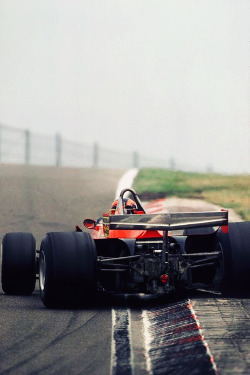 fuckyeah-formula1-blog:  Gilles Villeneuve - Jarama 1979 