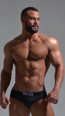 tantalizing-torsos:  Check out my new blog:  FACES OF MEN!