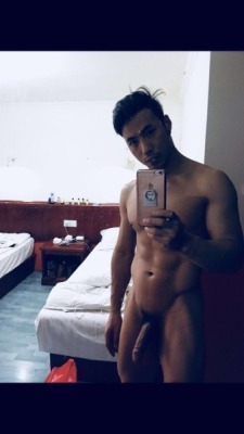 sinexpat:  asiannudemale:  Exclusive from @asiannudemale  Follow