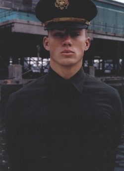 thejamesboyle:  sighruben:  overfierce:  channing o m g  idc,