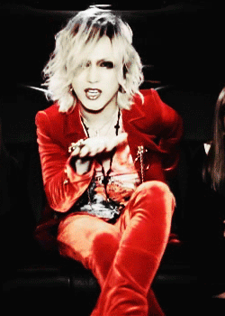 uxce:                      【ルキ】Red suit. ♥ 