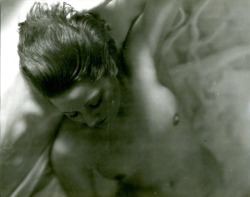 adskikafeteri2:Laure Albin-Guillot  1930