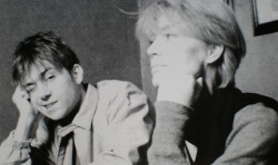 zhirleyruiop:  Damon Albarn & Francoise Hardy in Abbey