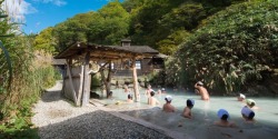   Nyuto onsen, via Offbeat Japan.