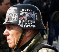 enrique262:  Euromaidan volunteer wearing a personalized Stahlhelm